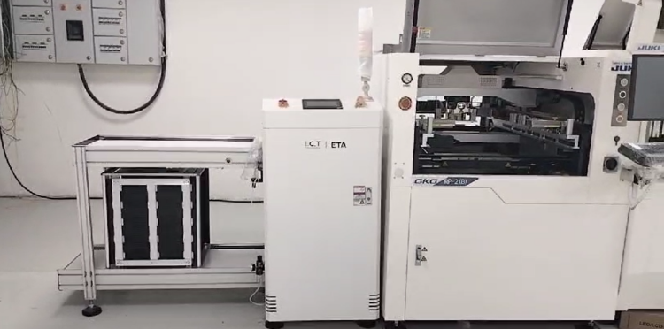 I.C.T PCB Jukiを使用したハンドリングマシン