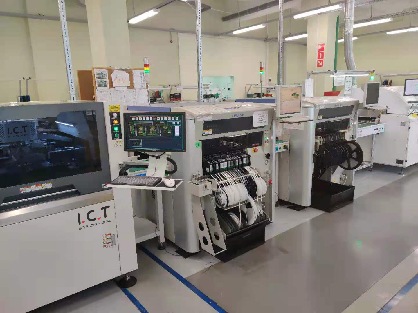 SMTライン標準自動スプレー印刷機