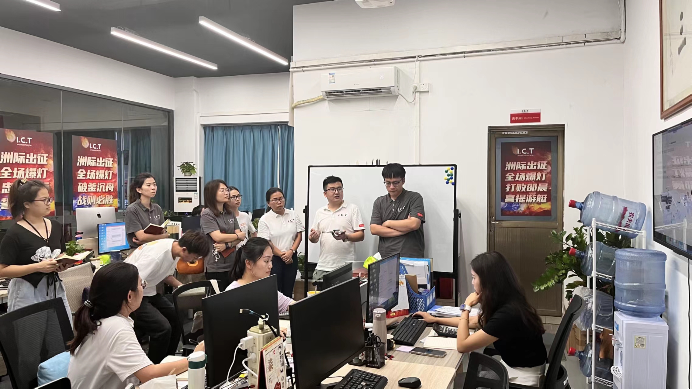 I.C.T トレーニング SMT マシン ライン