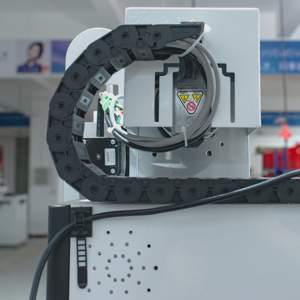I.C.T | PCB 自動はんだ付けロボット 5軸